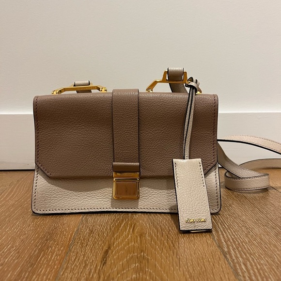 Miu Miu Crossbody bag 2015 leather two tone neutrals excellent used condition - Picture 5 of 16
